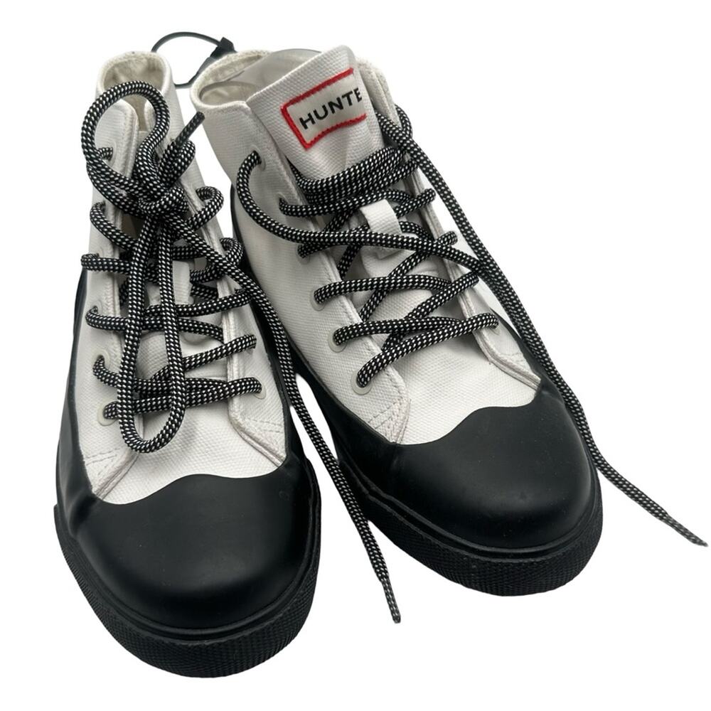 NEW - HUNTER 4Target girl's Black and White High-Top Sneakers - SIZE 2 ---- BX18